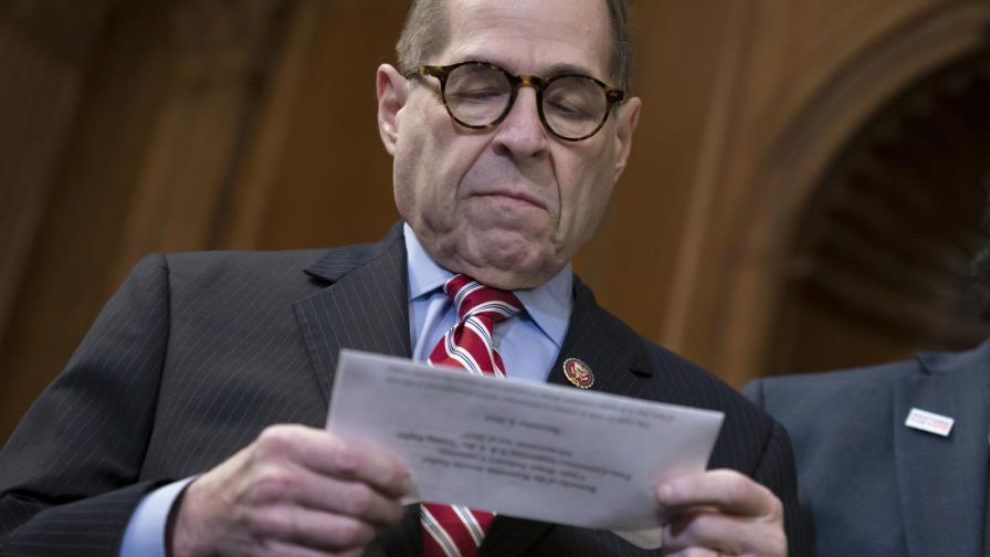 Demócratas buscan aprobar cargos contra Trump esta semana