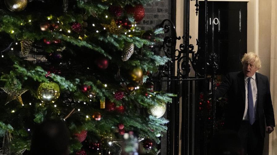 GB: Denuncian fiestas en residencia del primer ministro