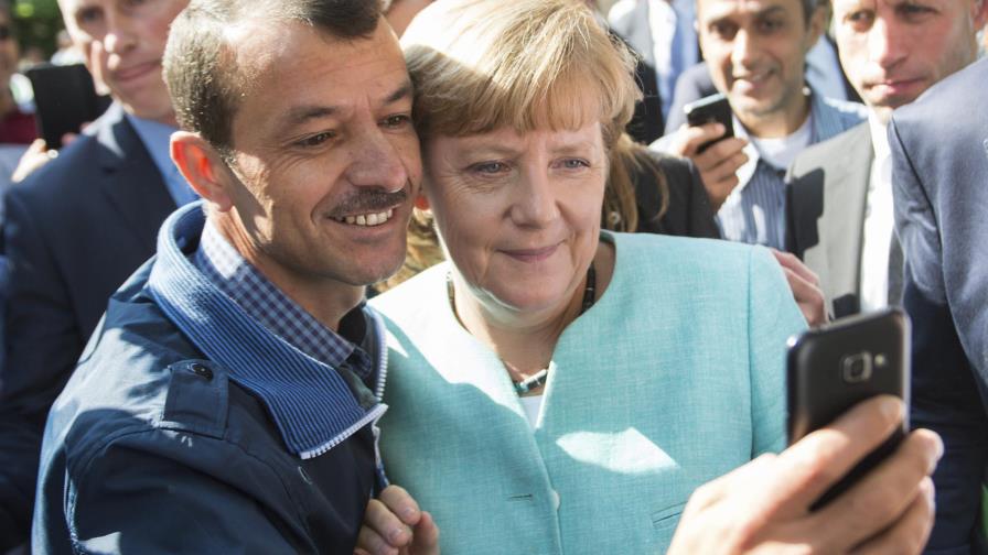 Merkel da veredicto positivo sobre influjo de migrantes