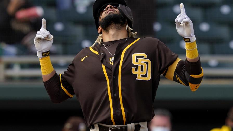 Tatis Jr. vuelve el béisbol divertido en San Diego