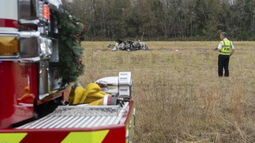 Avión pequeño cae en Luisiana; hay 5 muertos