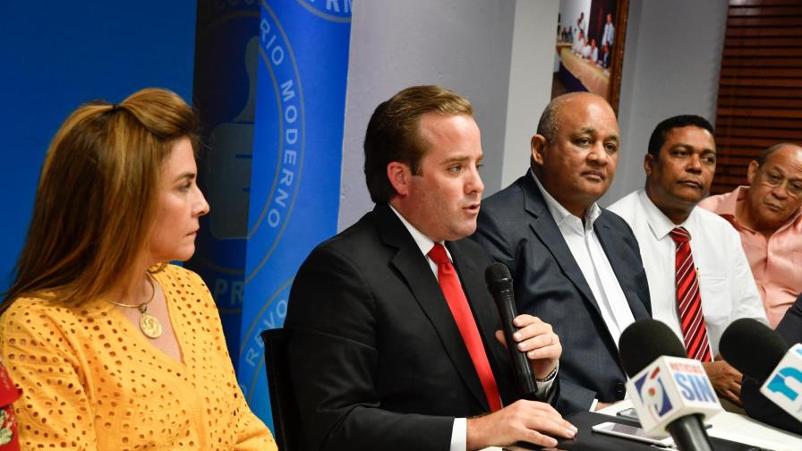 PRM cuestiona que los subsidios públicos sirvan para promover al oficialista PLD 