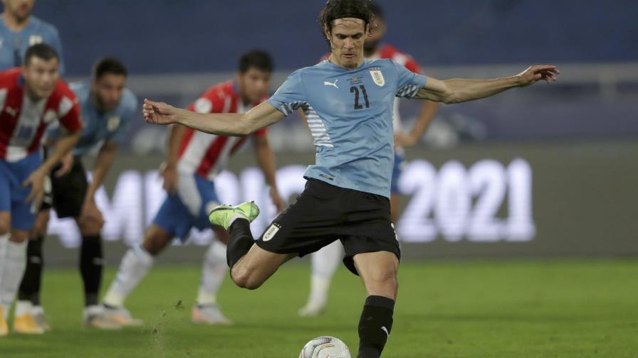 Uruguay supera a Paraguay y evita a Brasil en cuartos