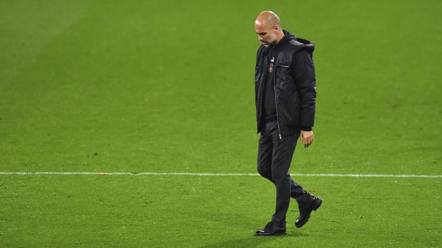 Guardiola enfrenta a su gurú Bielsa, ahora en Inglaterra