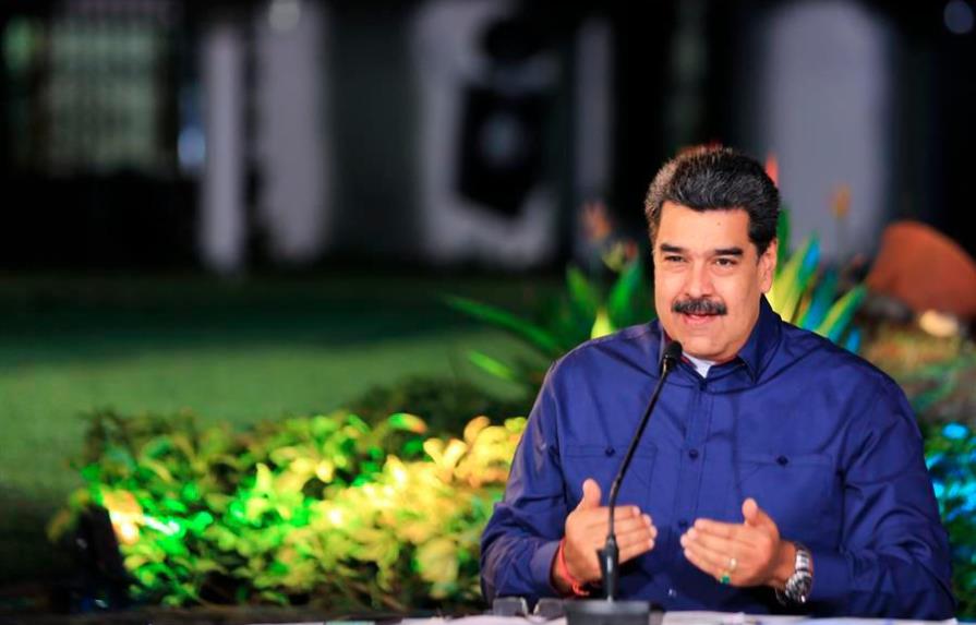 Maduro y su adversario Guaidó felicitan a Biden por su victoria