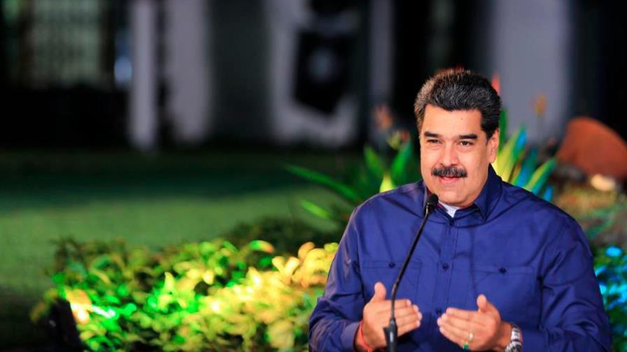 Maduro y su adversario Guaidó felicitan a Biden por su victoria