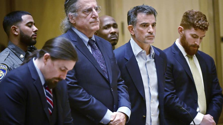 Paga fianza hombre sospechoso de homicidio en Connecticut