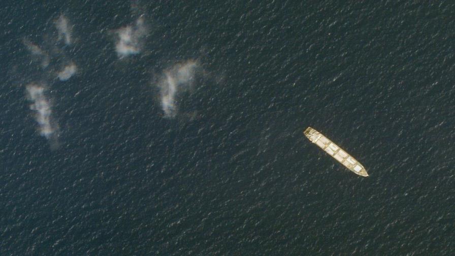 Atacan un barco iraní que servía de base en el Mar Rojo