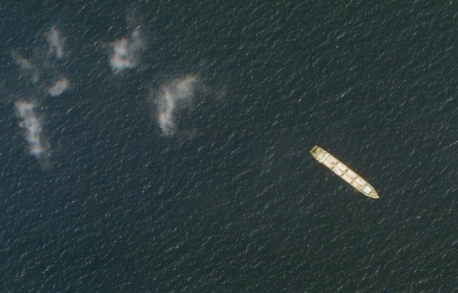 Atacan un barco iraní que servía de base en el Mar Rojo
