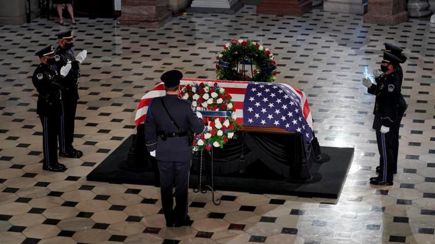 Ginsburg hace historia al recibir máximo honor póstumo en Congreso de EE.UU.