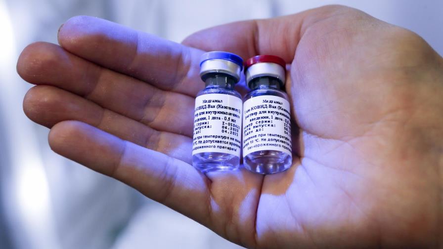 Moscú anuncia nueva etapa de pruebas de vacuna de COVID-19 Moscú anuncia nueva etapa de pruebas de vacuna de COVID-19