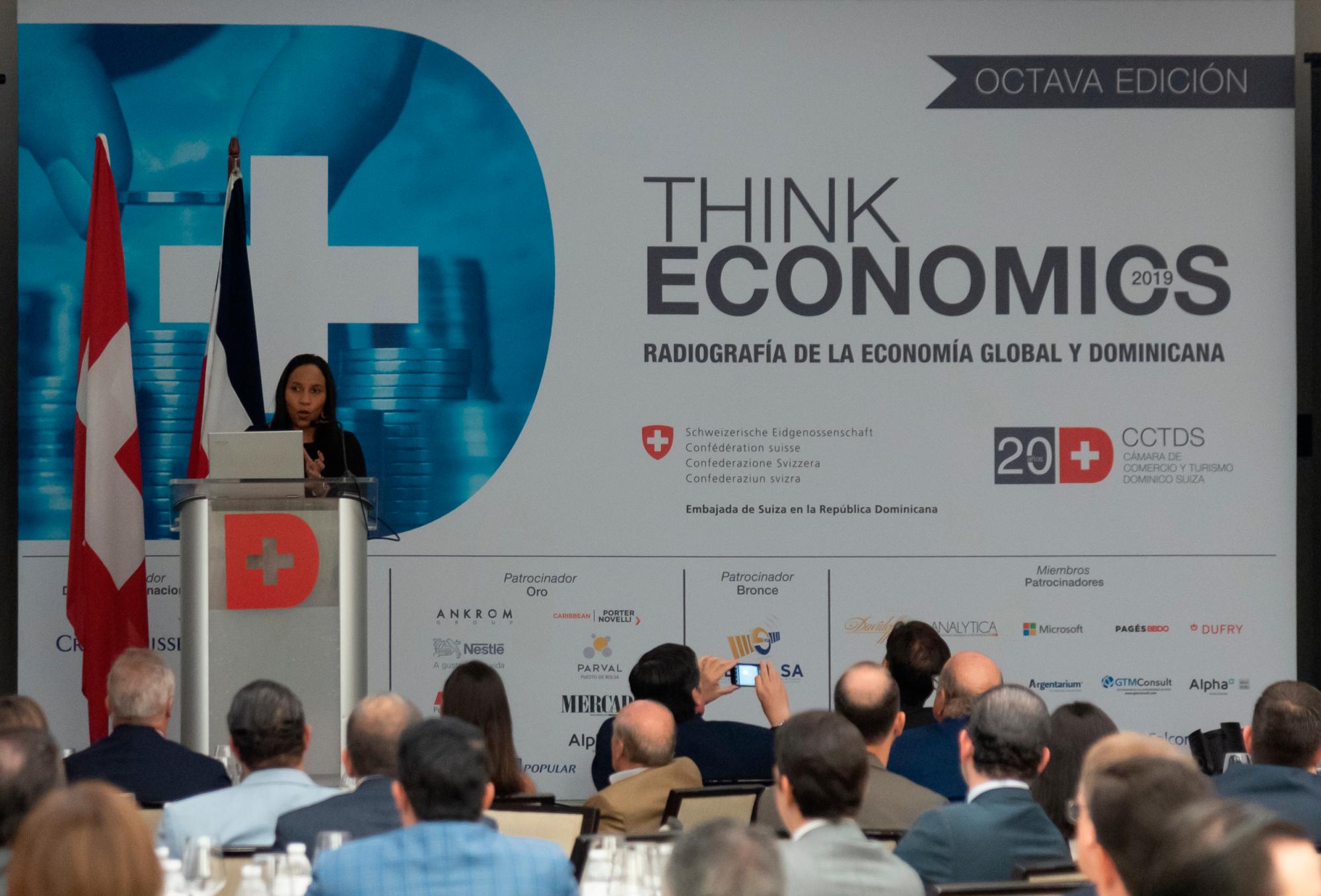 Jacqueline Mora Báez, directora ejecutiva de Analytica