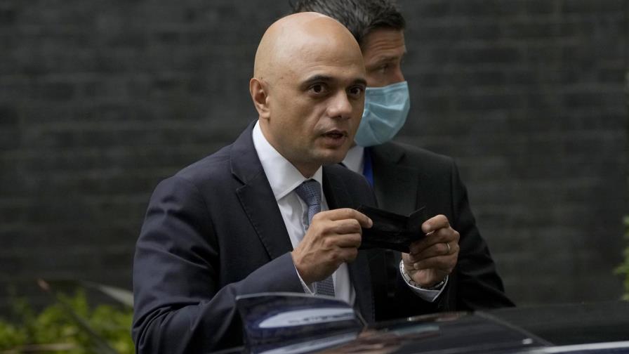 Gran Bretaña desiste de requerir pase de vacunación COVID Gran Bretaña desiste de requerir pase de vacunación COVID