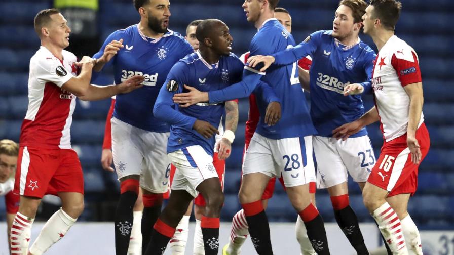 Jugador de Rangers denuncia insulto racista de un rival