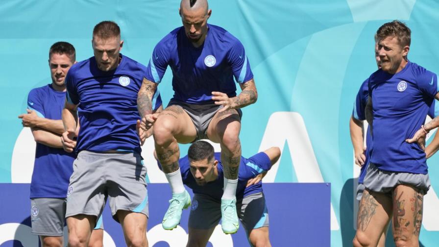 Suecia promete atacar ante Eslovaquia en la Euro