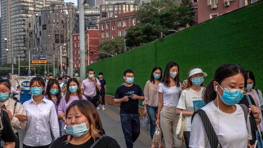 China detecta 75 nuevos casos de contagio local, 5 menos que en la víspera
