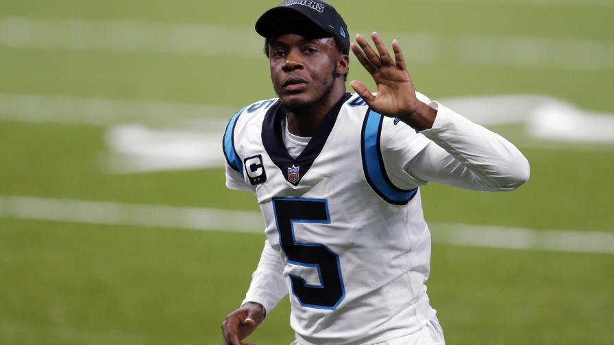 Broncos adquieren a Bridgewater en canje con Panthers