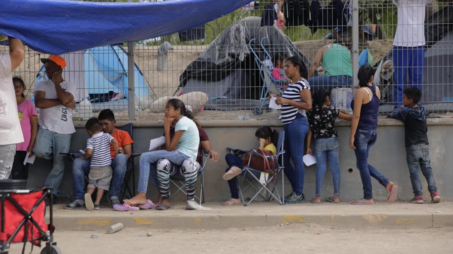 Reportan COVID-19 en campamento migrante en norte de México