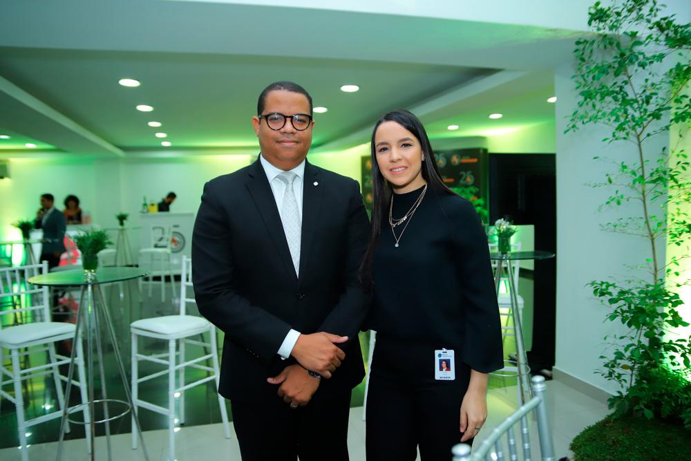 Owen Richardson y Leonela Ortiz