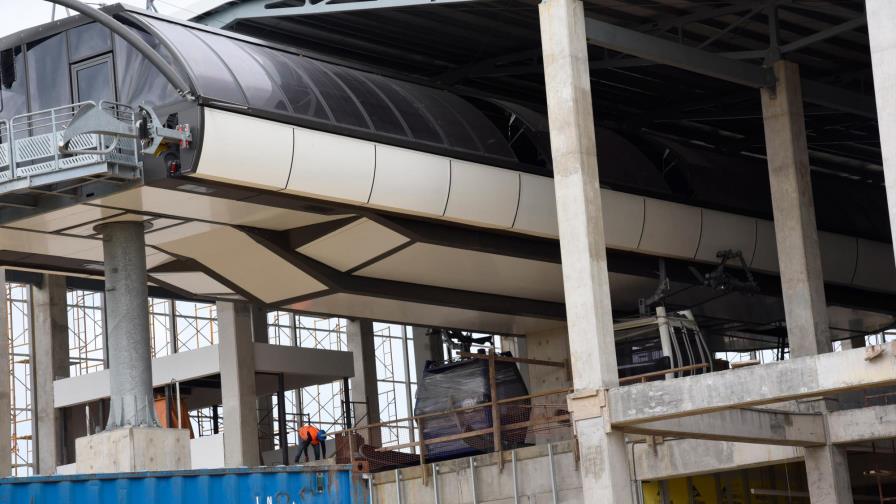 Metro y Teleférico cierran hoy a las 6:00 de la tarde Metro y Teleférico cierran hoy a las 6:00 de la tarde