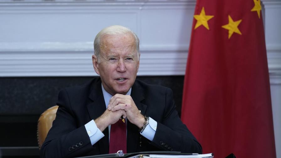 Biden abre conferencia, advierte sobre amenazas a democracia