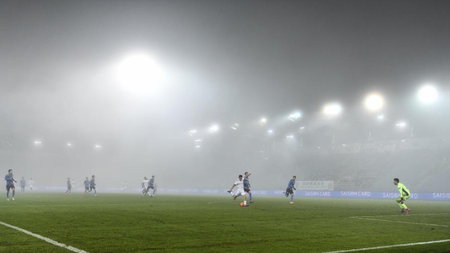 México vence 2-0 a Japón en amistoso bajo neblina