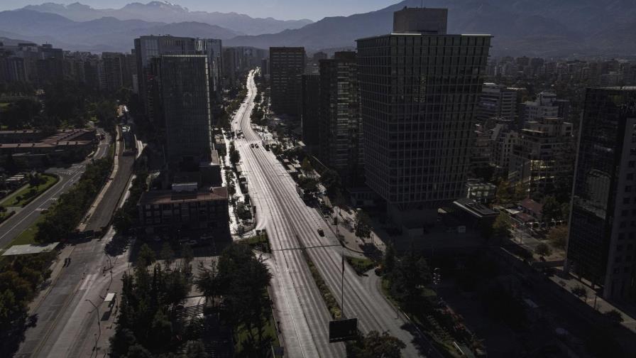 Chile aplaza las elecciones de constituyentes para mayo