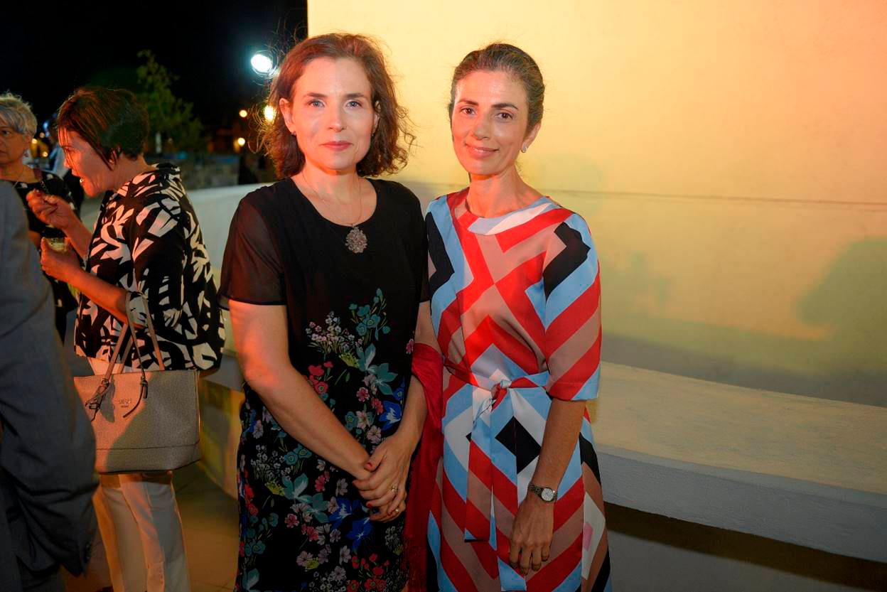 Analia Rosoli y Pilar Merín de Armenteros.