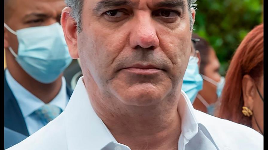 Abinader viaja hoy a Samaná y Santiago