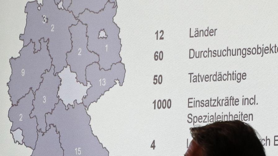 Policía alemana hace redadas en caso de pornografía infantil Policía alemana hace redadas en caso de pornografía infantil