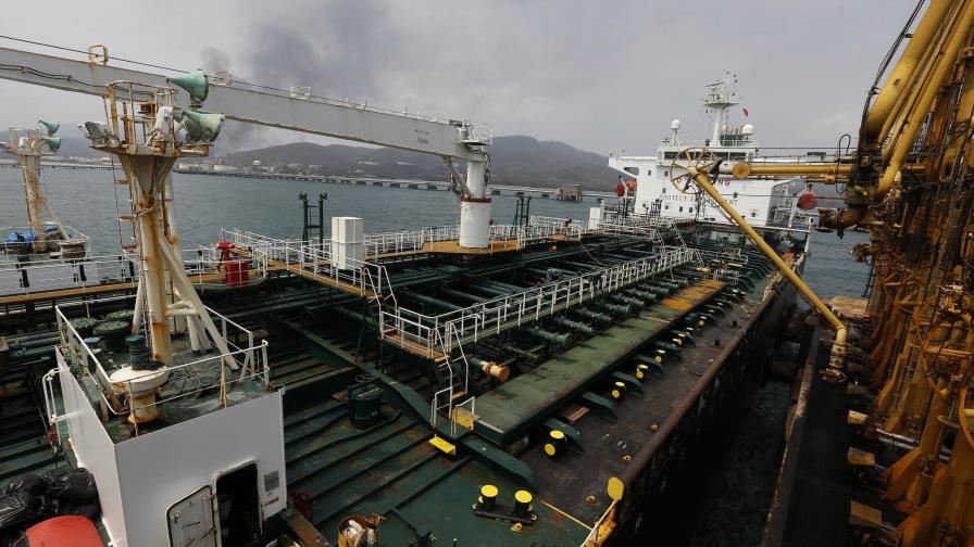 Fuente: EEUU confisca gasolina iraní que iba a Venezuela Fuente: EEUU confisca gasolina iraní que iba a Venezuela