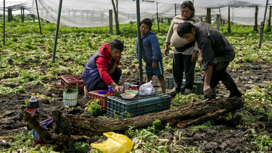 Cámara baja mexicana aprueba presupuesto luego de protestas