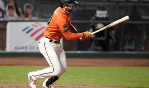Longoria pega jonrón número 300, Gigantes vencen Arizona 6-2
