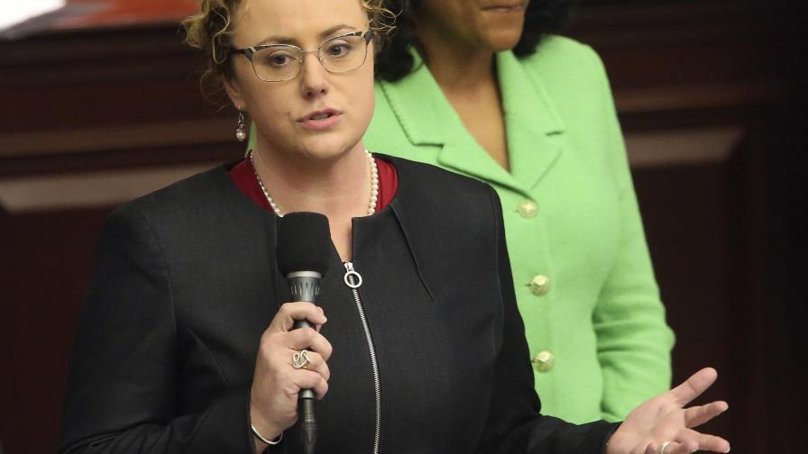 Florida aprueba propuesta para que padres autoricen abortos