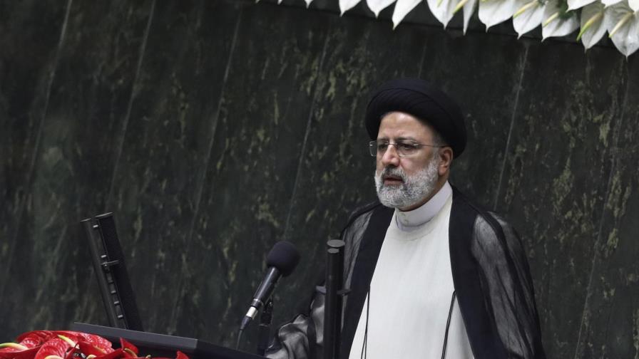 Irán pide a Francia reactivar discusiones de acuerdo nuclear