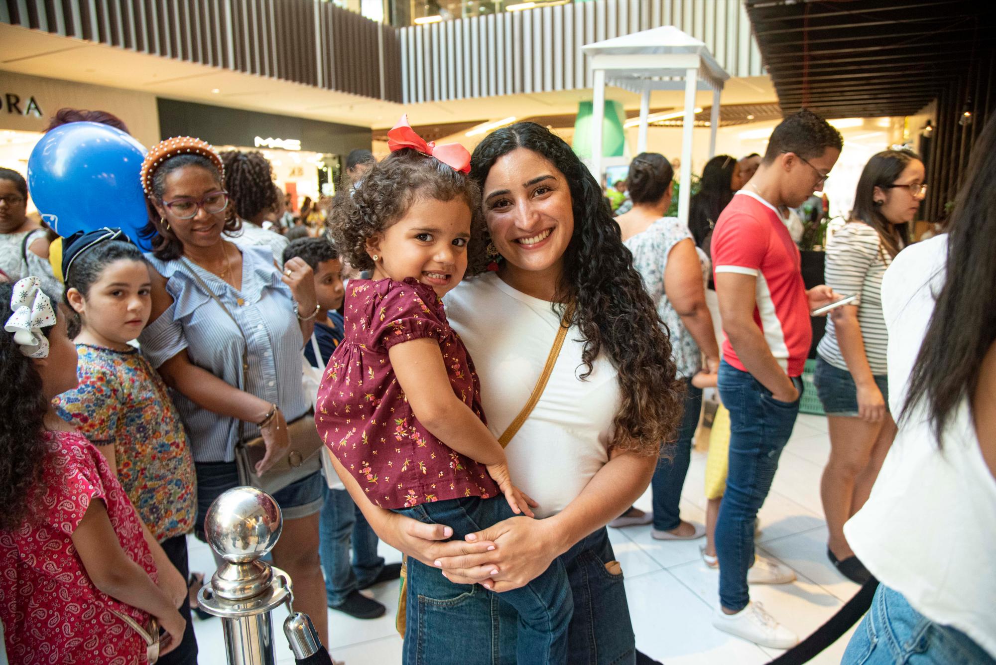 Andrea De Lemos y Milena Bodden De Lemos.