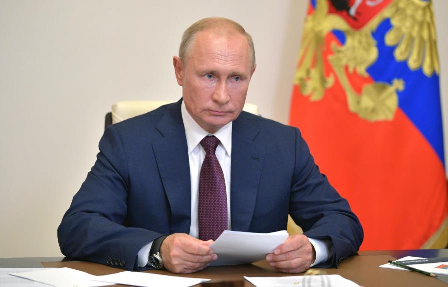 Putin ordena enmiendas que extienden su período de gobierno
