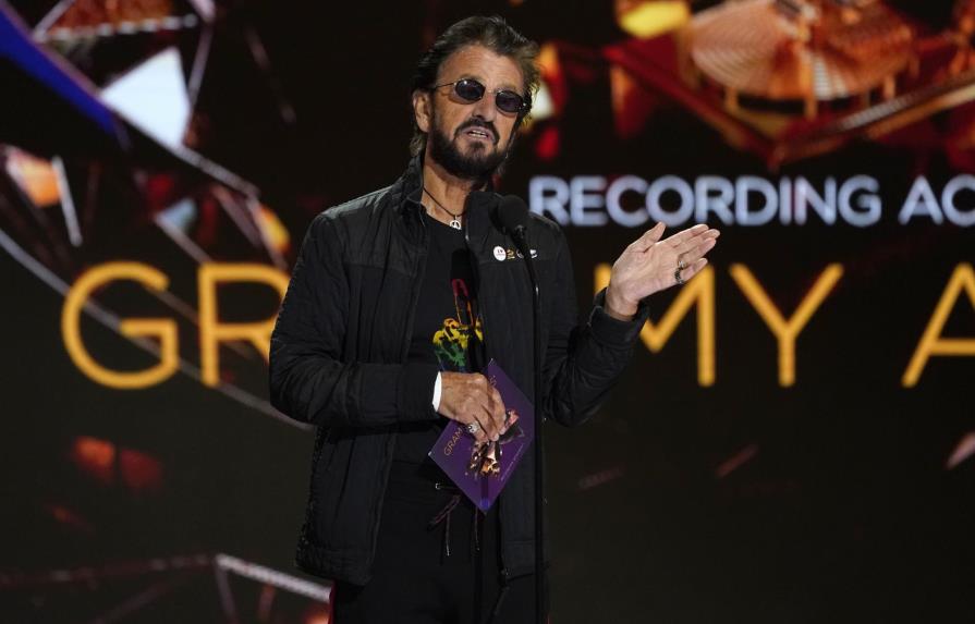 Si Ringo quiere que uno cante, ¿cómo decirle que no?
