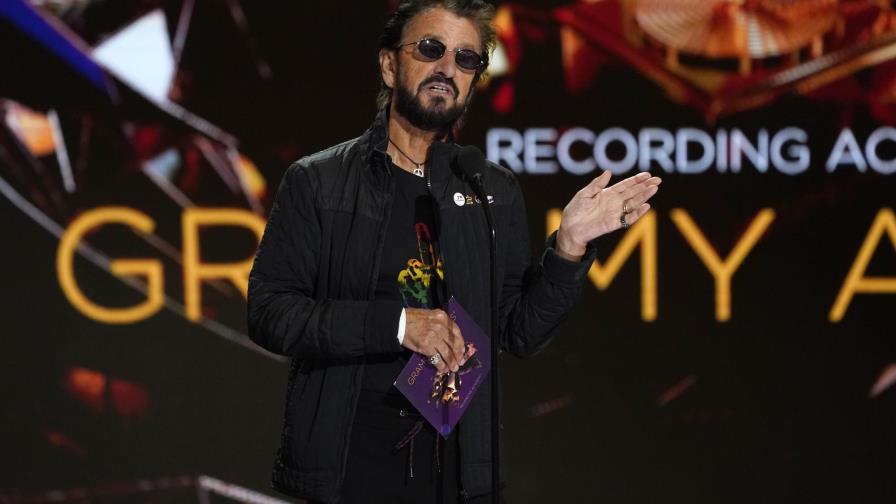 Si Ringo quiere que uno cante, ¿cómo decirle que no?