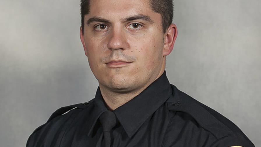 Sospechoso embosca a policías en Texas; dos muertos