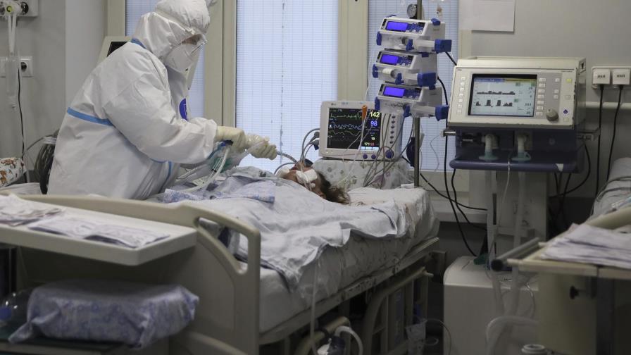 Más regiones rusas refuerzan restricciones frente a pandemia