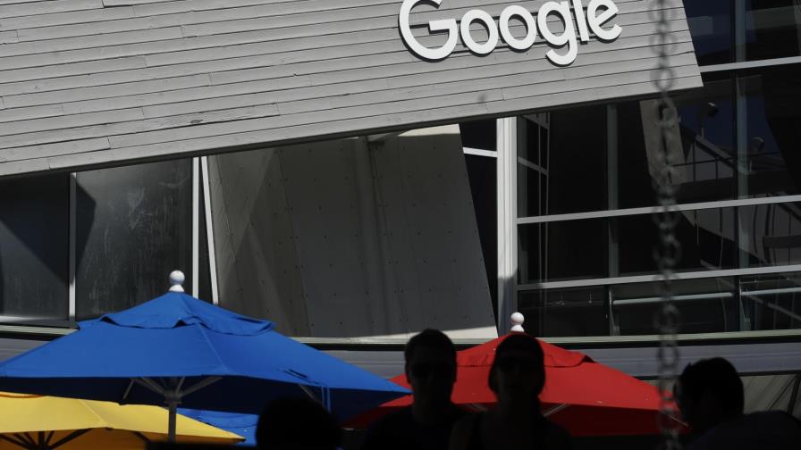 Empresas replantean vuelta a la oficina por variante ómicron