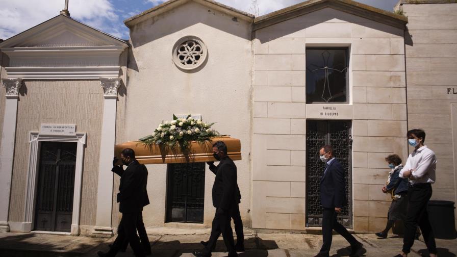 Italia al borde de récord europeo de muertes de COVID-19 Italia al borde de récord europeo de muertes de COVID-19