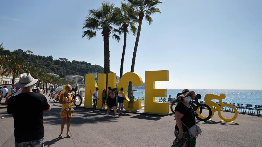 Incertidumbre en un Tour que corre contra el COVID