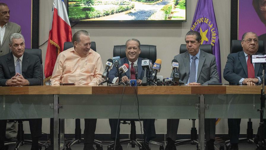 Danilismo llama a Leonel a respetar los organismos Danilismo llama a Leonel a respetar los organismos