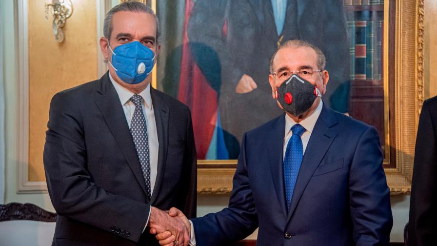 Luis Abinader y Danilo Medina se reunirán este jueves