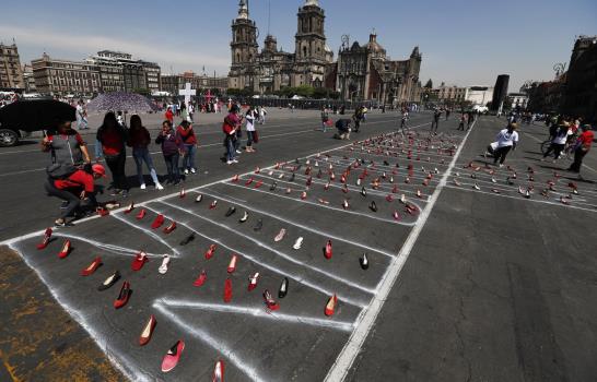Mexicanas realizan paro de actividades ante la violencia Mexicanas realizan paro de actividades ante la violencia
