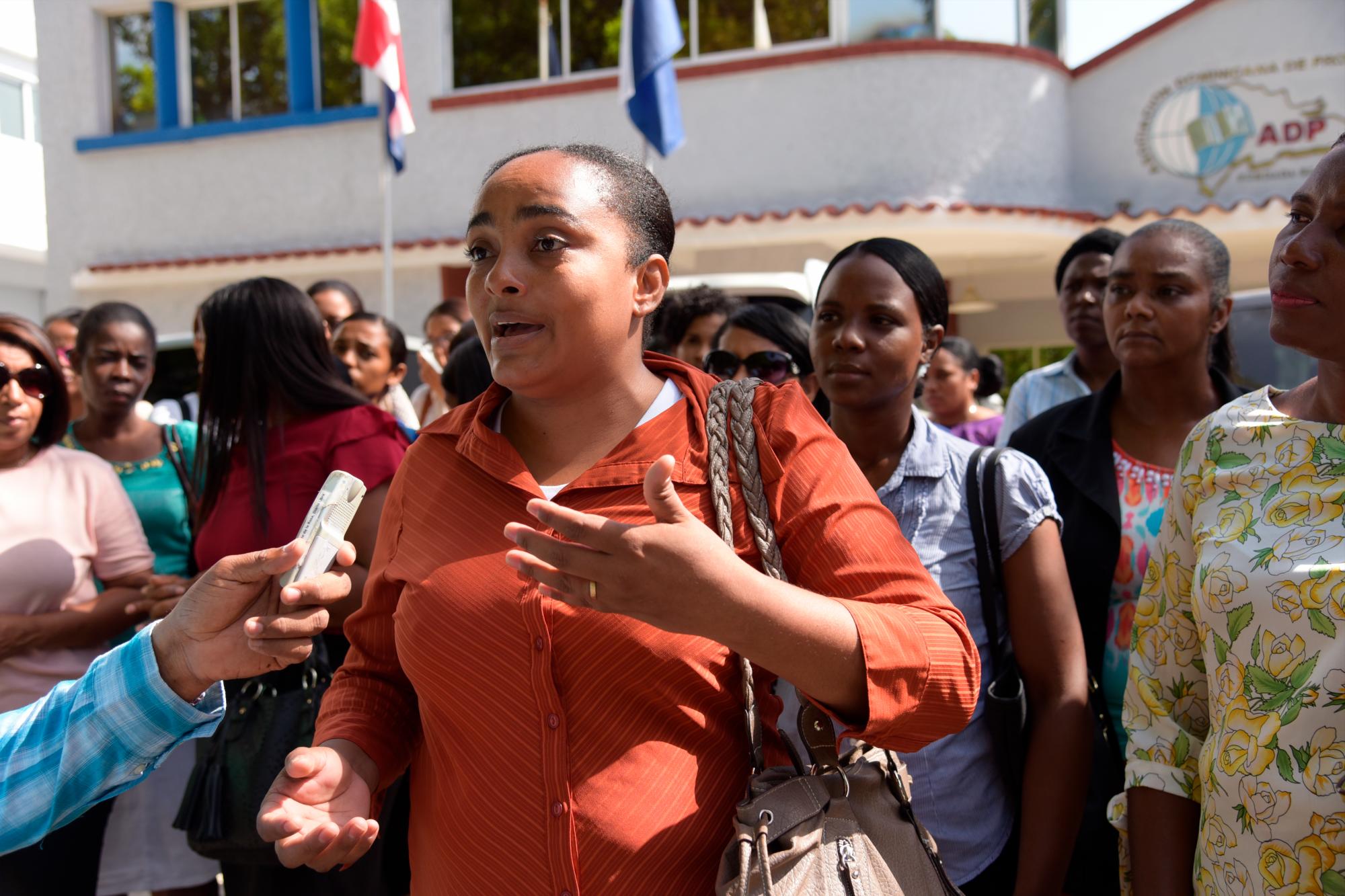 María Eulogia Montero Martínez habla de las demandas a Educación.