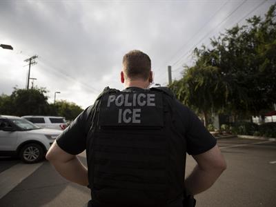 detención errónea ICE en Minneapolis de ciudadano estadounidense