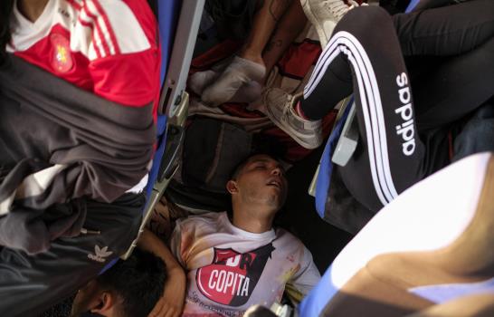 La pasión de la barra del club Caracas sobrevive a la crisis La pasión de la barra del club Caracas sobrevive a la crisis